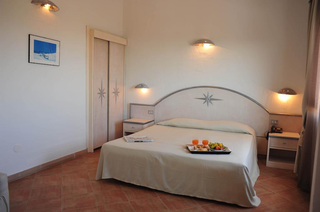 Hotel Micalosu Cannigione Extérieur photo
